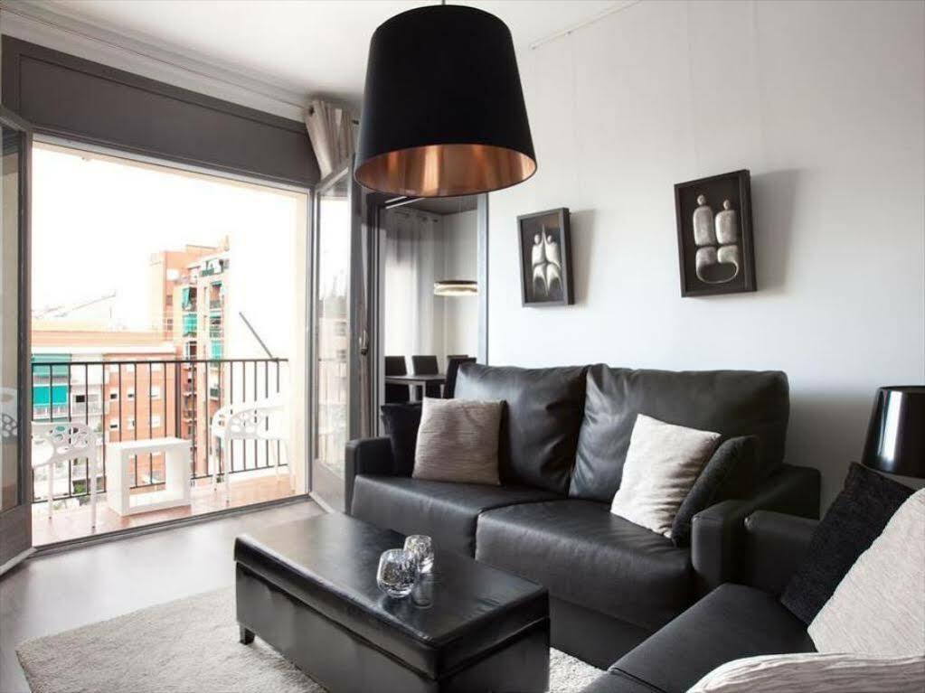 Alcam Encants Plus Barcelone Extérieur photo